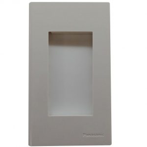 PANASONIC WEG6803W-1 3DEVICE 1GANG SWITCH PLATE WHITE